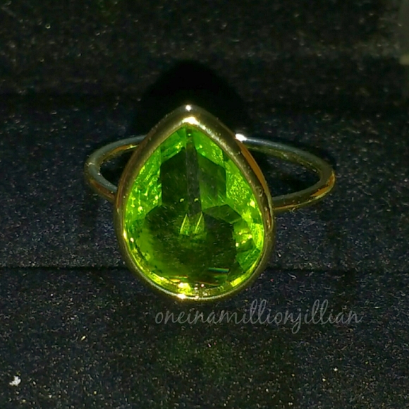 18k Gold Peridot Quartz Ring - Picture 3 of 6